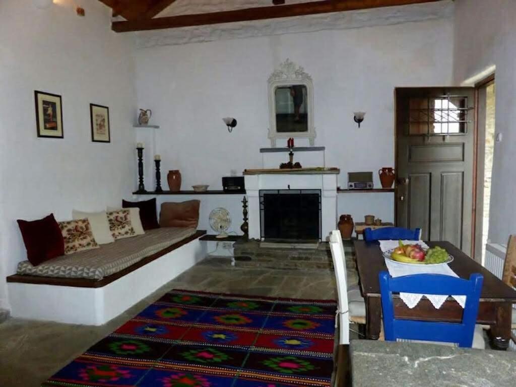 Traditional Greek Cottage Palaiokastron  외부 사진